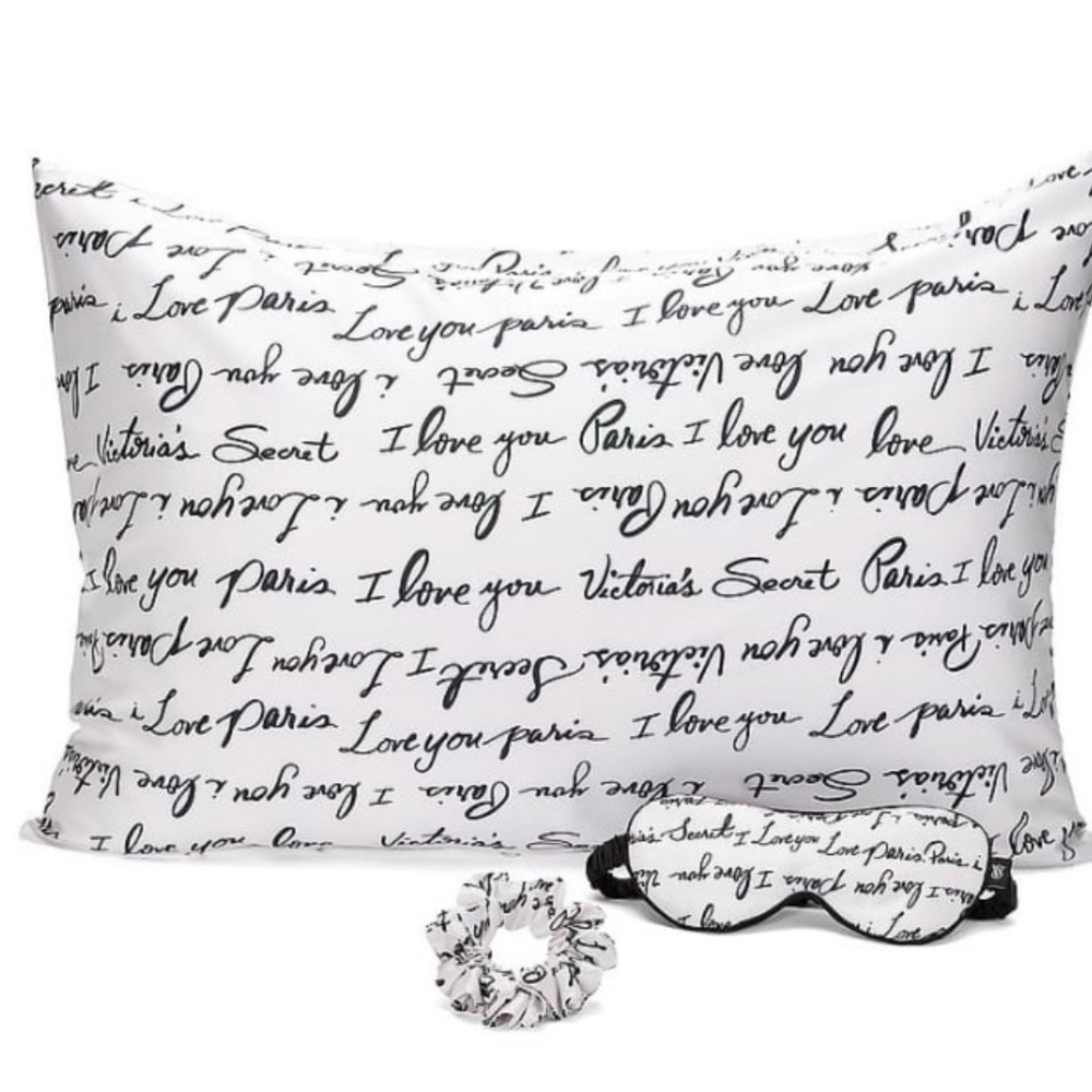 Victoria’s Secret Gift Set Satin Pillow Case Eye Sleep Mask Hair Scrunchie NWT